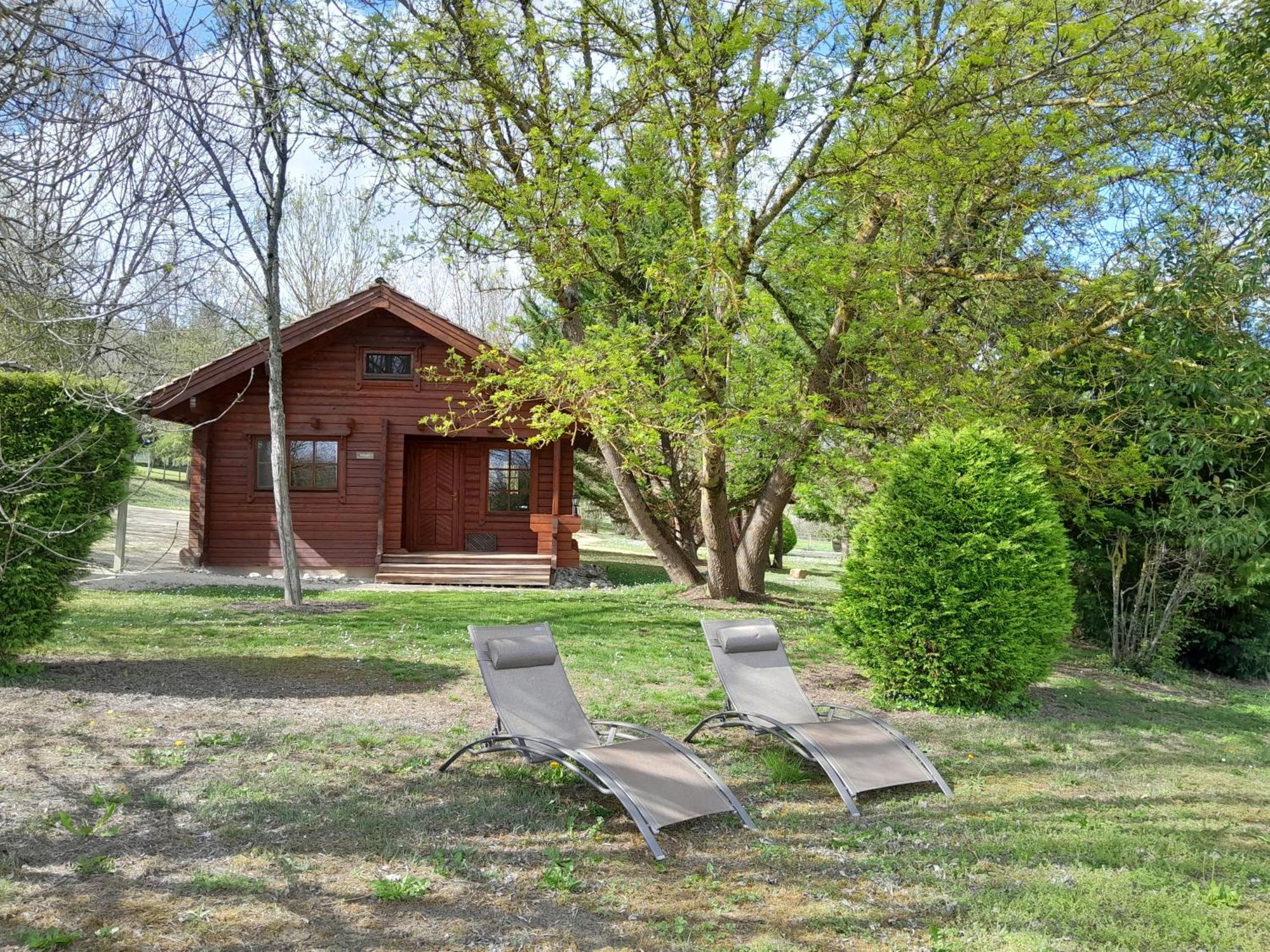 Les Chalets De Grazimis Condom Buitenkant foto