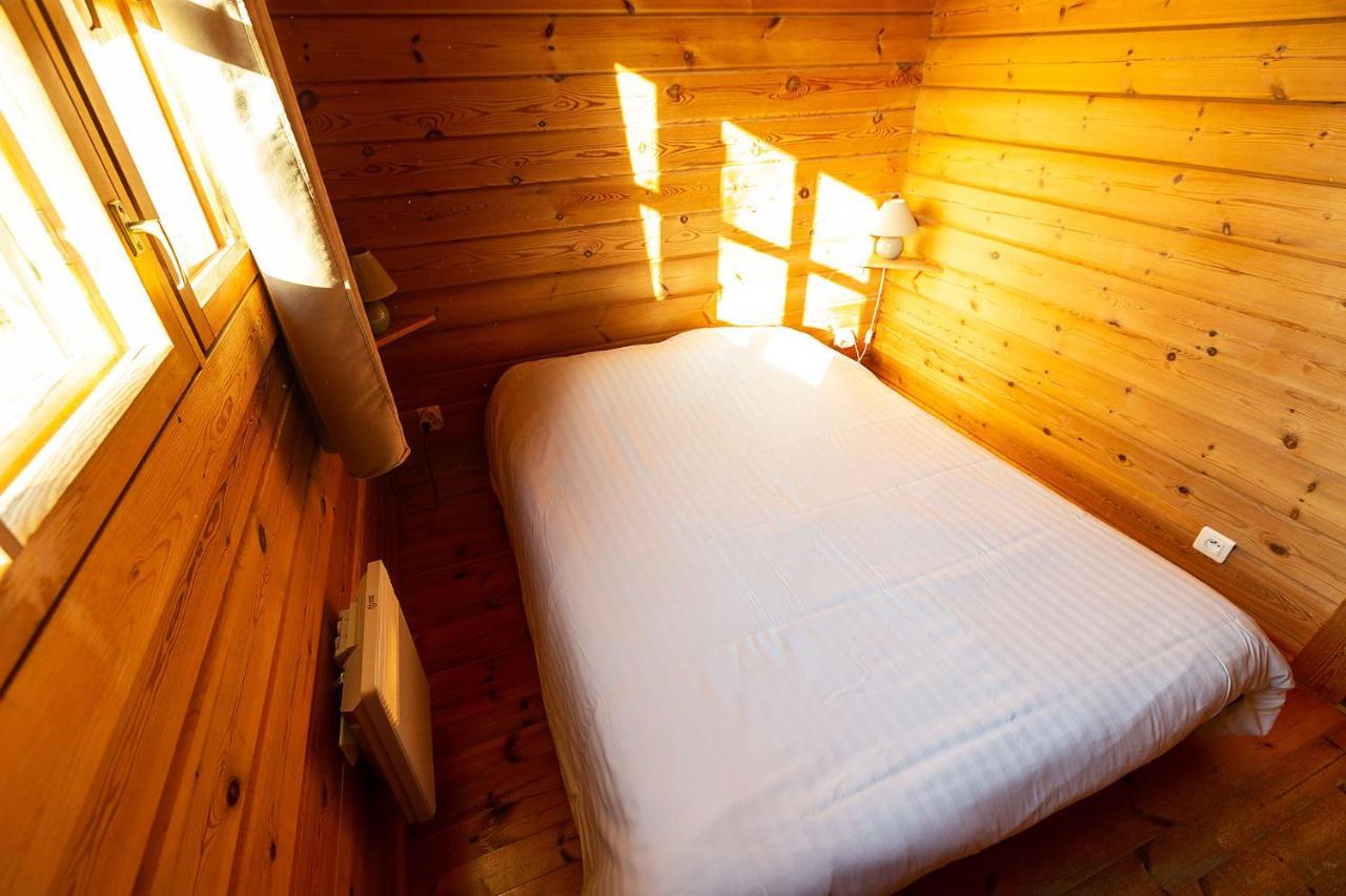 Les Chalets De Grazimis Condom Buitenkant foto