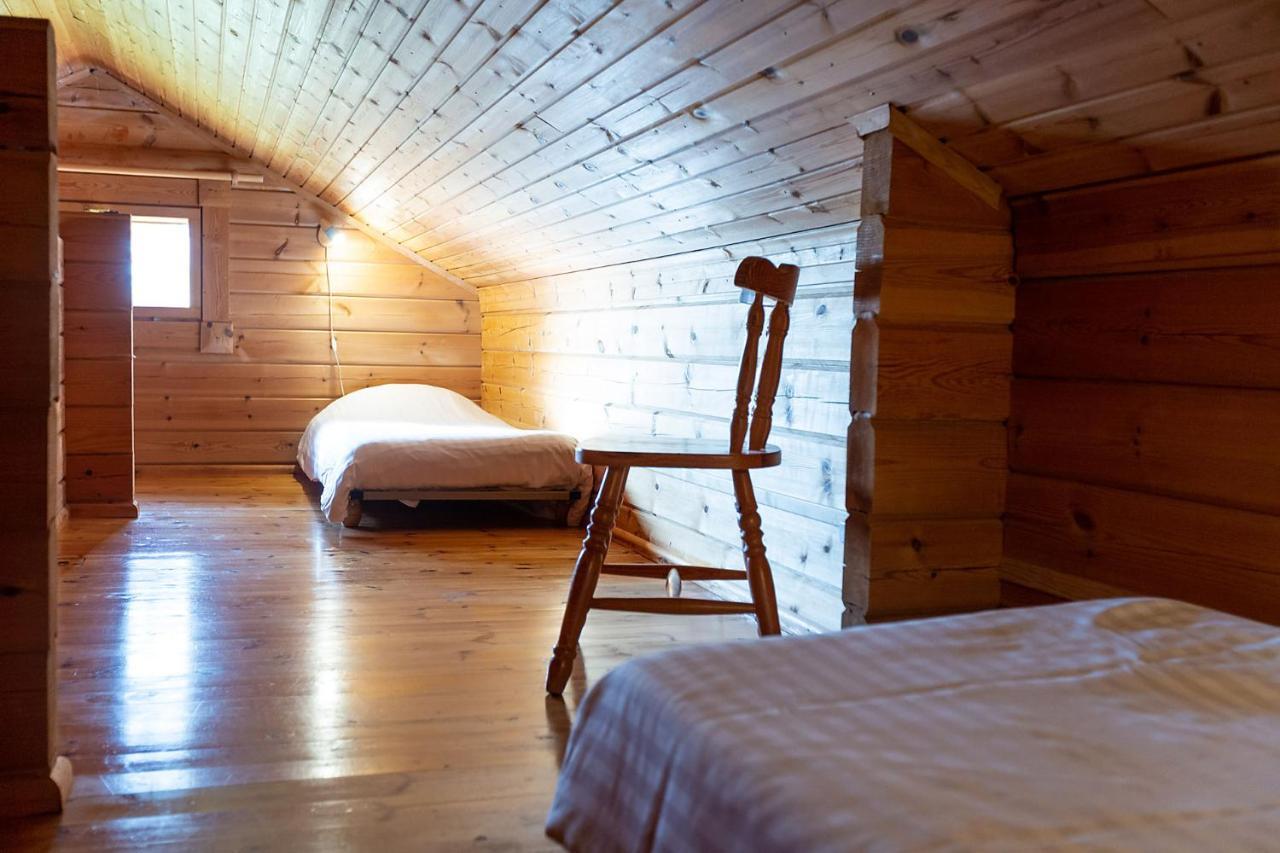 Les Chalets De Grazimis Condom Buitenkant foto